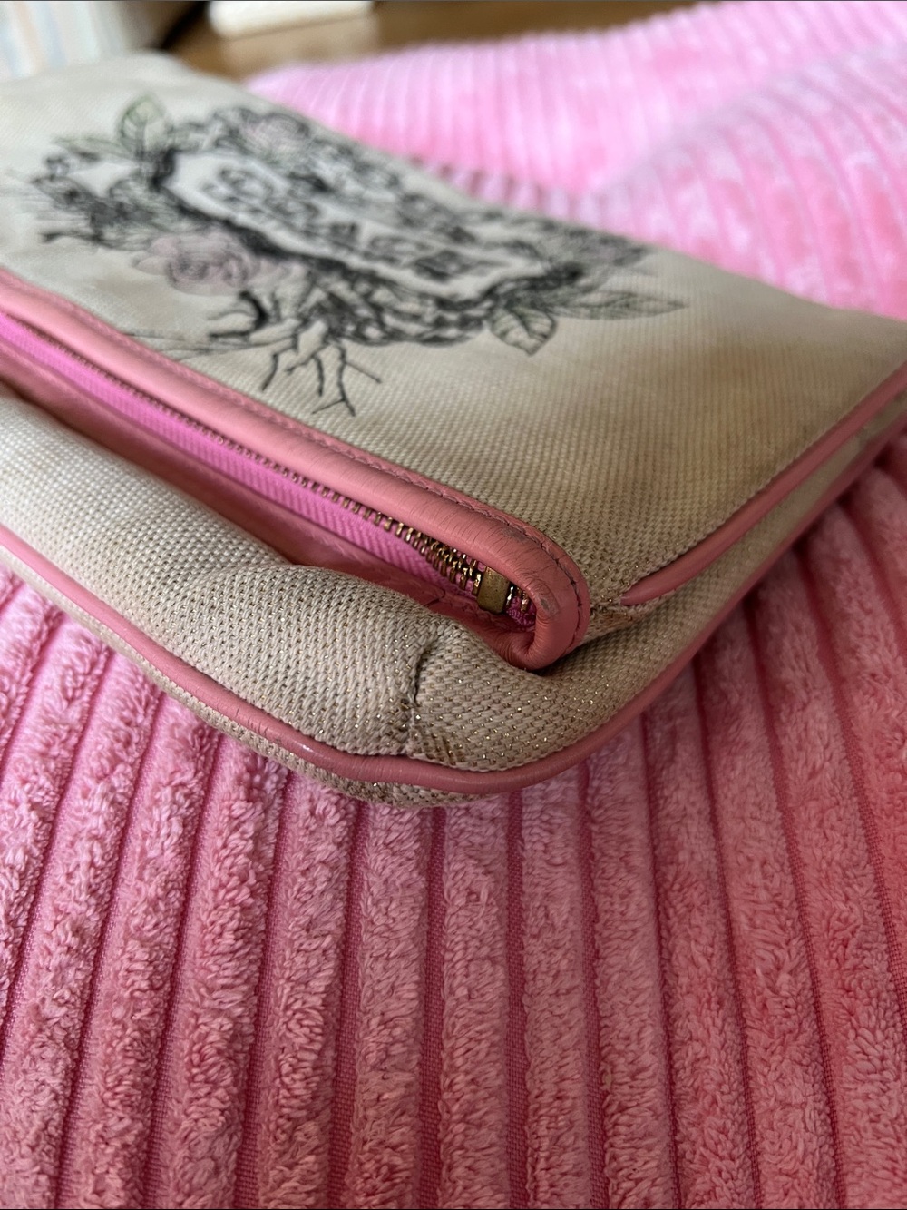 Coach (2009) Tattoo Fold-over Clutch/Wristlet - Picture 11 of 15